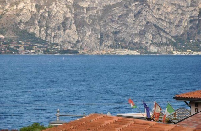 Holiday Malcesine Persons 