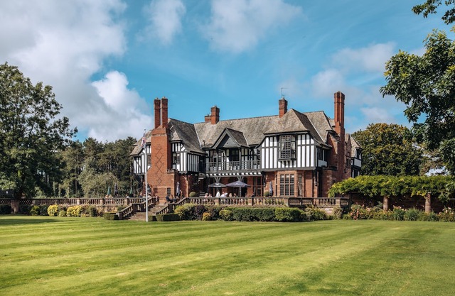 Inglewood Manor