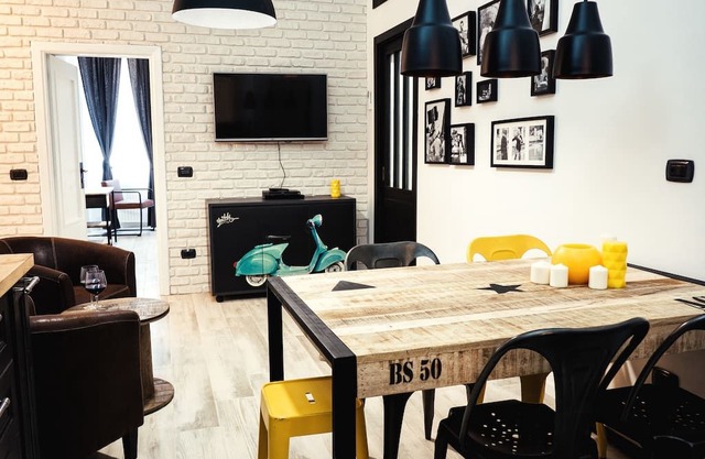 Large flat/Industrial style/Close to Termini