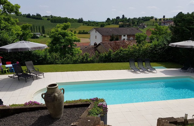 Holiday Swimming Piedmont Monferrato 