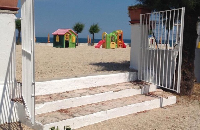 M151 - Marcelli, trilocale direttamente sulla spiaggia