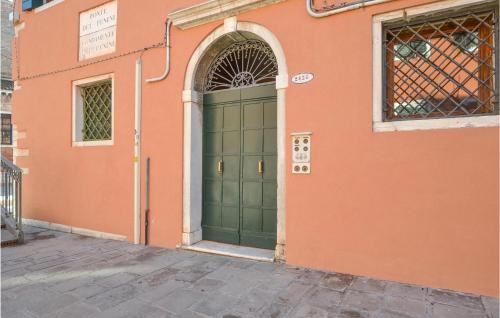 Nice Apartment In Venezia With Wifi