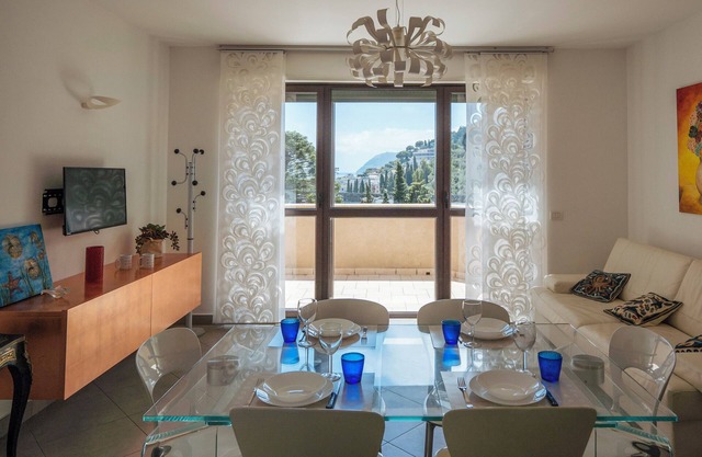 Parco Villa Fiske 2 - Two Bedroom Apartment, Sleeps 6