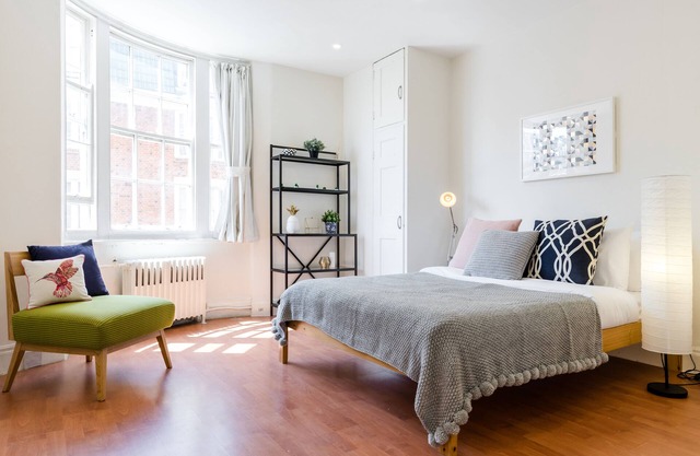 Quirky home in Paddington Sleeps 6