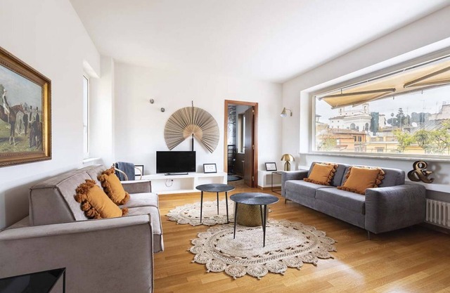 ROMAC · Condotti Penthouse Over Spanish Steps