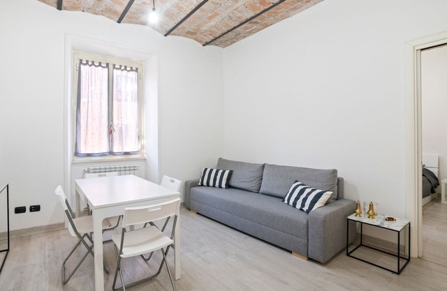 Spacious two Bedroom apartment in San Lorenzo