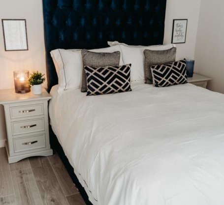 Stylish Belfast City Centre 2 Bedroom Apt Free Parking