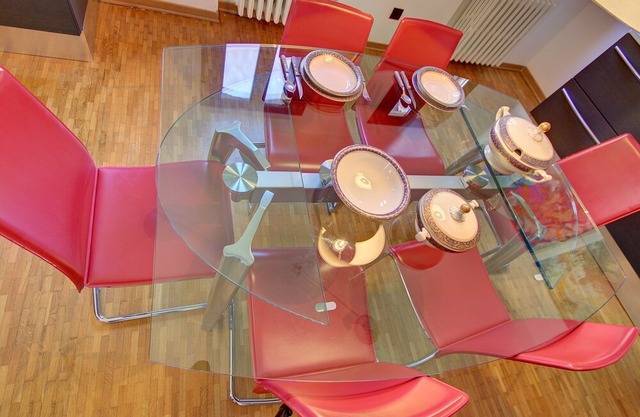 SUNNY CANALVIEW 4pax, wifi, aircond