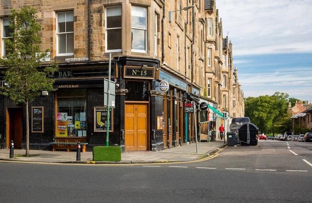 The Edinburgh Address - Classic Marchmont Charm