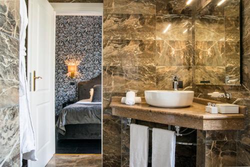 Via Veneto Suites