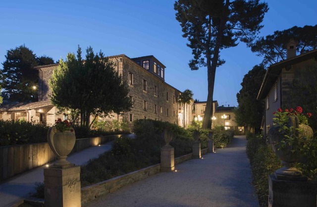 Villa ∙ 16 bedrooms ∙ 48 guests