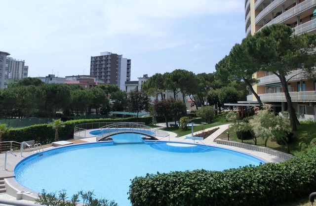 Wonderful studio with swimming pool, terrace and sea view by Beahost Rentals