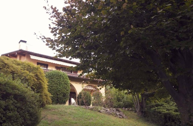 Your Villa between lake and mountains