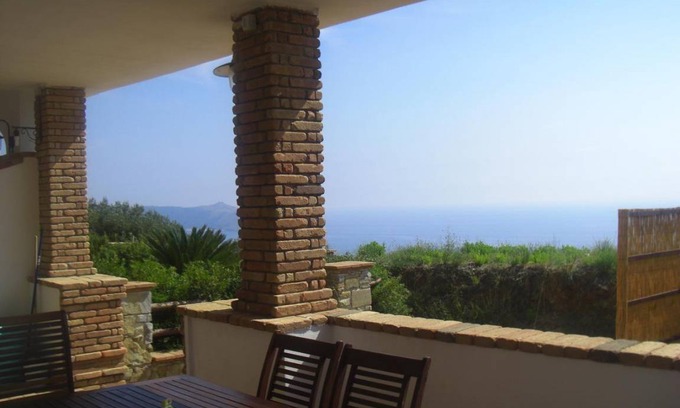 Pisciotta Apartment | 100 m² Apartment ∙ 3 bedrooms ∙ 10 guests