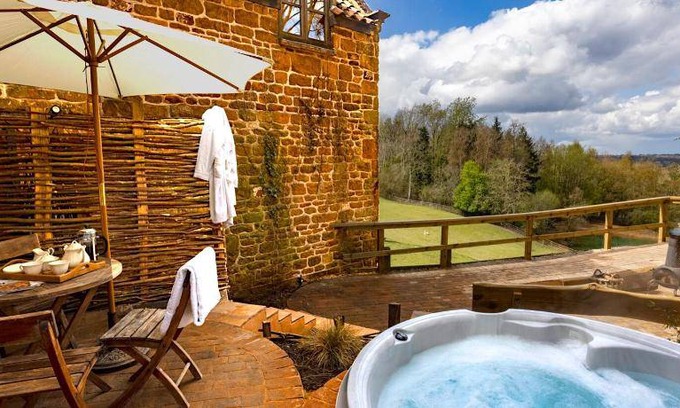 Sibford Gower House | 100 m² House ∙ 2 bedrooms ∙ 4 guests