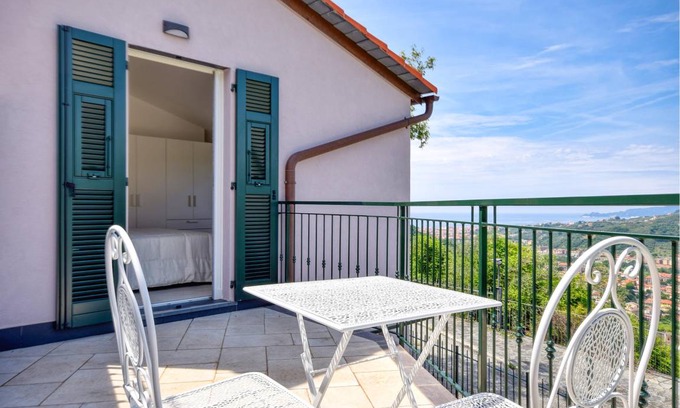 Cogorno House | 104 m² House ∙ 2 bedrooms ∙ 7 guests