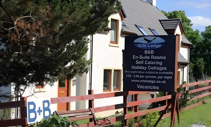 Gruline Bed & Breakfast | 108 m² Bed and breakfast ∙ 10 bedrooms ∙ 26 guests