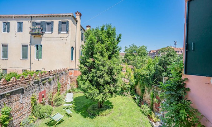 Cannaregio Apartment | 110 m² Apartment ∙ 2 bedrooms ∙ 4 guests