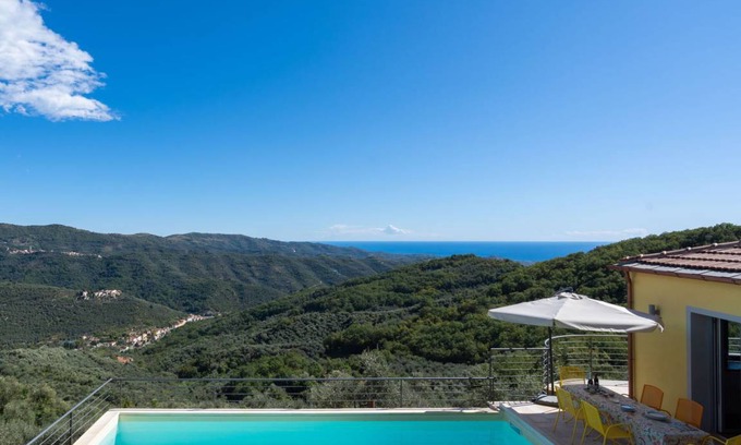 Valloria Other | 120 m² Accommodation ∙ 3 bedrooms ∙ 8 guests