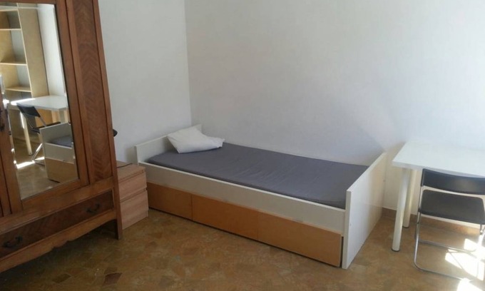 Saragozza-Porto Other | 120 m² Shared room ∙ 1 bedroom ∙ 2 guests