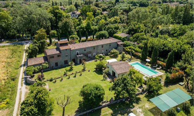Sodo House | 1200 m² House ∙ 8 bedrooms ∙ 16 guests