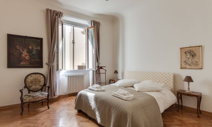Santa Croce Apartment | 130 m² Apartment ∙ 2 bedrooms ∙ 6 guests