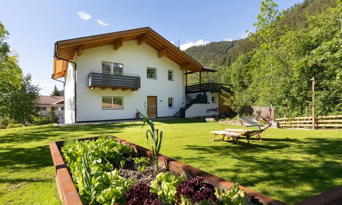 Eggen Apartment | 130 m² Apartment ∙ 2 bedrooms ∙ 5 guests