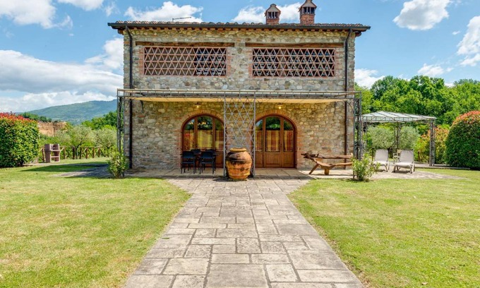 Reggello House | 130 m² House ∙ 1 bedroom ∙ 2 guests