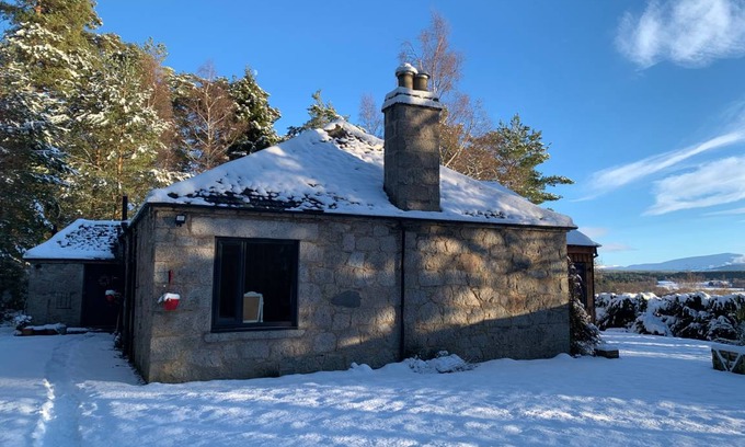 Grantown-on-Spey Cottage | 135 m² Cabin ∙ 3 bedrooms ∙ 6 guests
