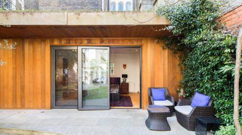 Pembridge Bed & Breakfast | 15 m² Bed and breakfast ∙ 2 guests