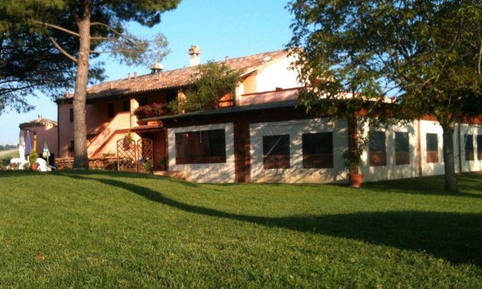 Offagna House | 15 m² Farmhouse ∙ 2 guests