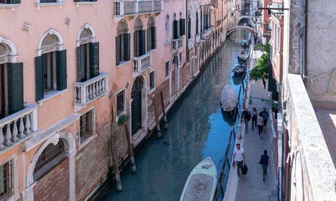 Cannaregio Apartment | 150 m² Apartment ∙ 3 bedrooms ∙ 6 guests