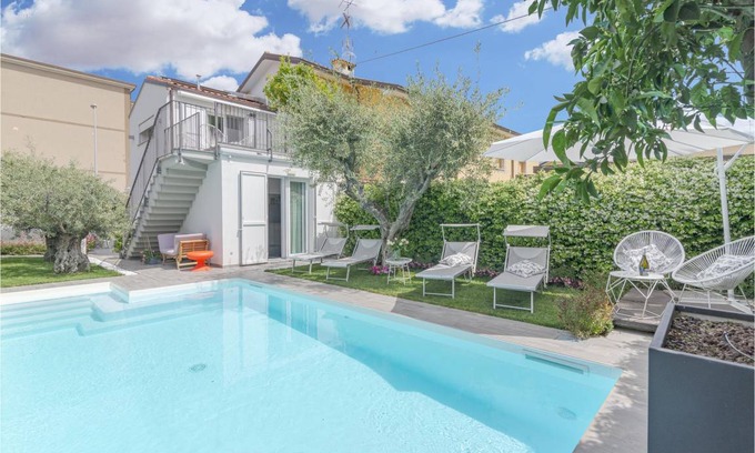 Civitanova Marche House | 150 m² Maisonette ∙ 4 bedrooms ∙ 10 guests
