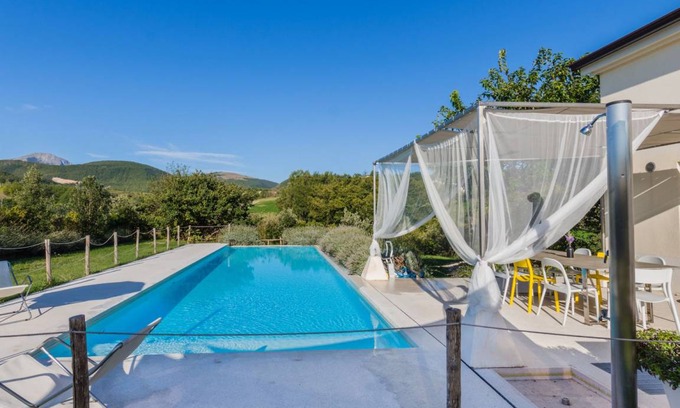 Sassoferrato Villa | 160 m² Villa ∙ 4 bedrooms ∙ 10 guests