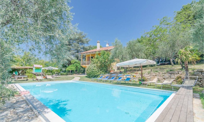 Granarola House | 170 m² House ∙ 4 bedrooms ∙ 8 guests