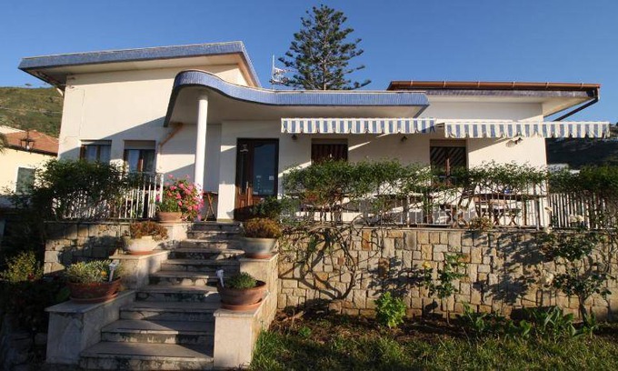 Cefalu Bed & Breakfast | 18 m² Bed and breakfast ∙ 3 guests