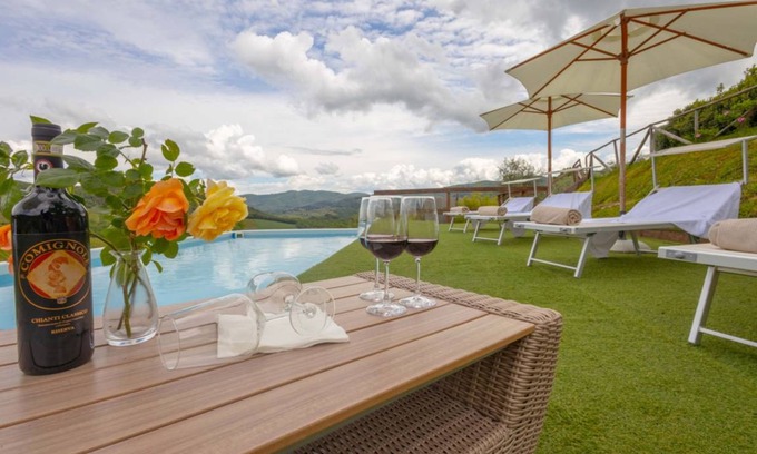 Panzano in Chianti Villa | 180 m² Villa ∙ 4 bedrooms ∙ 9 guests