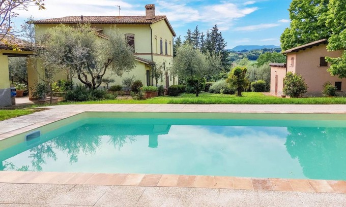 San Severino Marche House | 200 m² House ∙ 6 bedrooms ∙ 11 guests