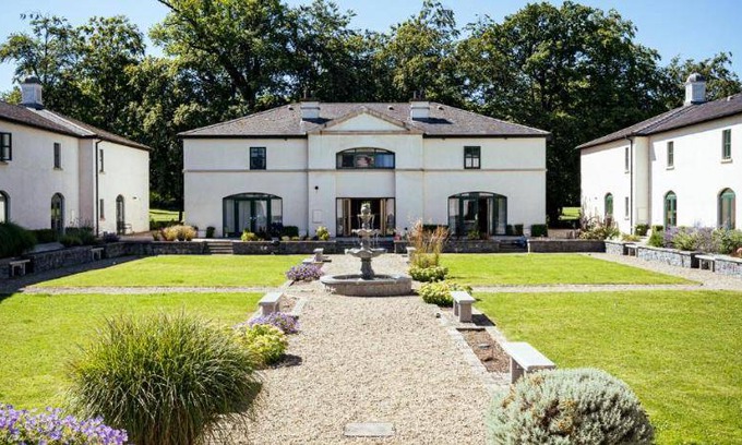 Enniskillen Apartment | 209 m² Apartment ∙ 4 bedrooms ∙ 10 guests