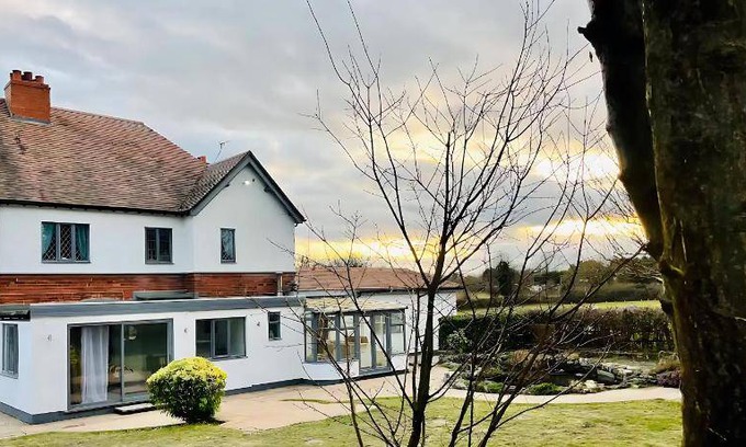 Hampton-in-Arden House | 217 m² House ∙ 5 bedrooms ∙ 16 guests