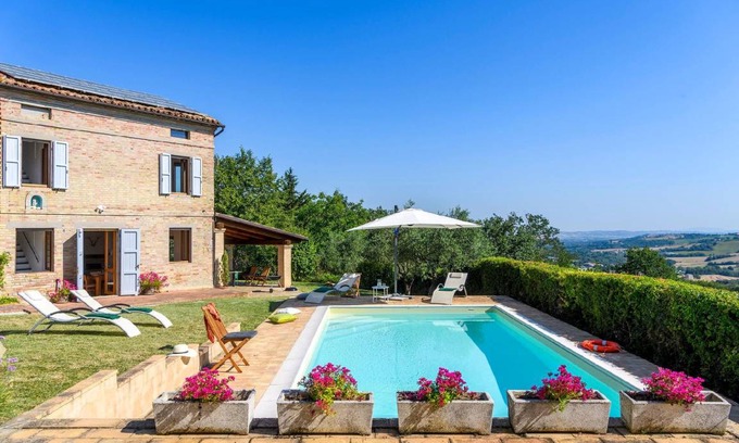 Ripe San Ginesio House | 220 m² House ∙ 4 bedrooms ∙ 8 guests