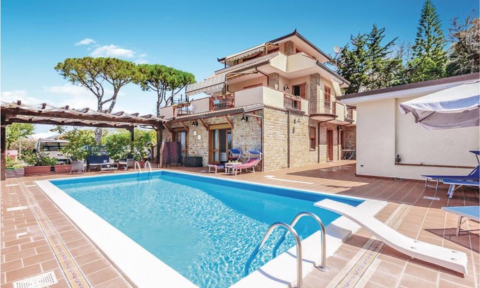 Santa Maria di Castellabate Apartment | 225 m² Apartment ∙ 3 bedrooms ∙ 6 guests