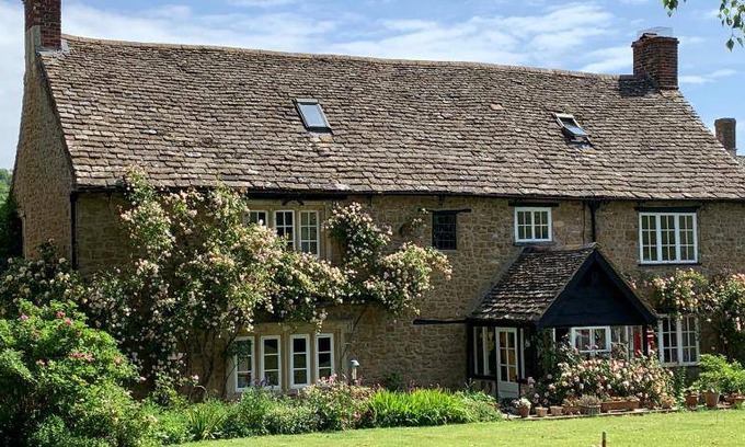 Dursley Bed & Breakfast | 24 m² Bed and breakfast ∙ 2 guests