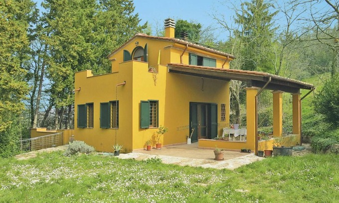 Vecchiano Other | 240 m² Accommodation ∙ 4 bedrooms ∙ 8 guests