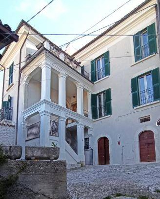 Rocca di Mezzo Bed & Breakfast | 25 m² Bed and breakfast ∙ 4 guests