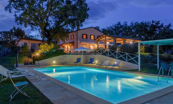 Cartoceto House | 250 m² House ∙ 4 bedrooms ∙ 8 guests
