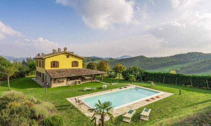 Piandimeleto Villa | 250 m² Villa ∙ 3 bedrooms ∙ 12 guests