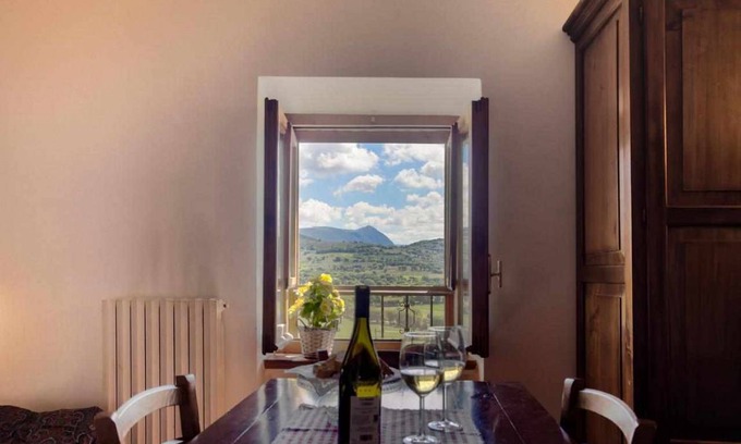 Spello Apartment | 27 m² Apartment ∙ 2 bedrooms ∙ 4 guests
