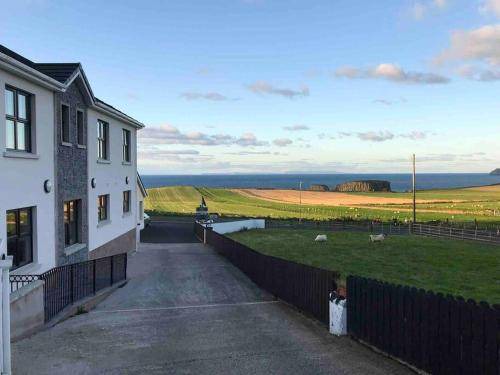 Ballintoy House | 279 m² House ∙ 7 bedrooms ∙ 26 guests
