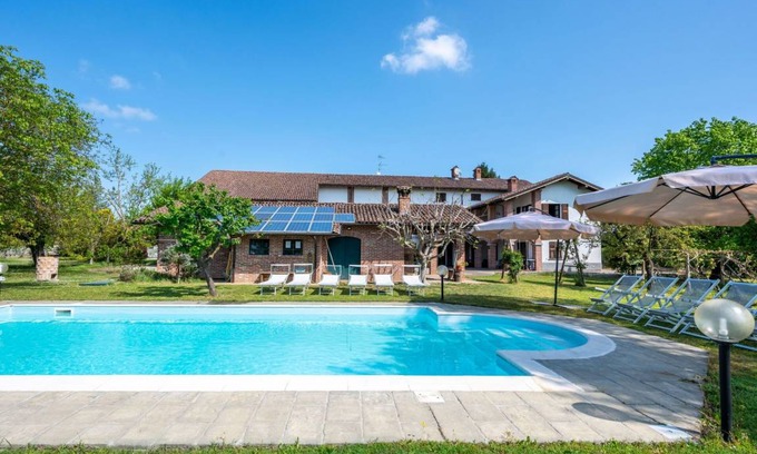 Basaluzzo Villa | 300 m² Villa ∙ 4 bedrooms ∙ 9 guests
